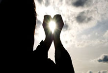 【肇庆：西江屏障下的防疫挑战与精准应对】